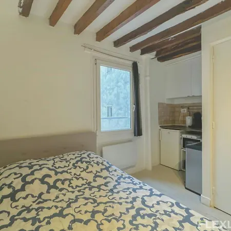 Flexliving - - Lacepede Apartman *